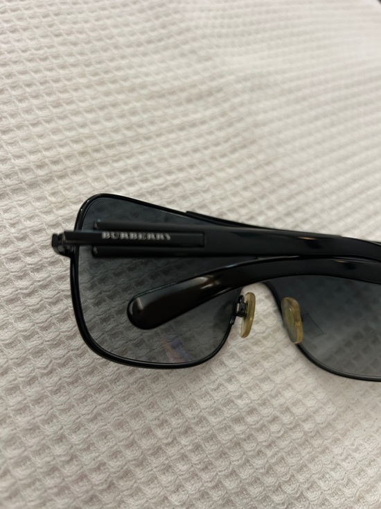 Burberry Shield Sunglasses Y2K Semi Rim Black Grey Lens Minimalist w Case - Picture 3 of 10